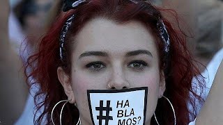 Marche blanche pour le "dialogue" à Barcelone