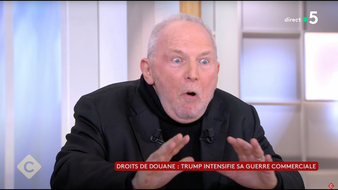 Ukraine, droits de douane, diplomatie de Donald Trump : l’analyse de Bernard Guetta - C à Vous