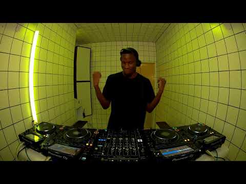 Henry Brooks | HÖR - May 3 / 2023