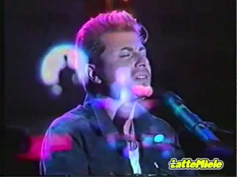 E' Una Notte - Bracco Di Graci - Latte e Miele 10years.mov