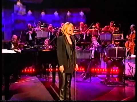 Elaine Paige: Cry Me A River -Parkinson, 2000
