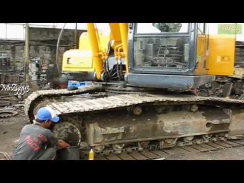 Excavator hyundai robex 210 7h service time