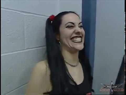 (720pHD): WCW Nitro 05/08/00 - Daffney, Miss Elizabeth & Vince Russo Backstage