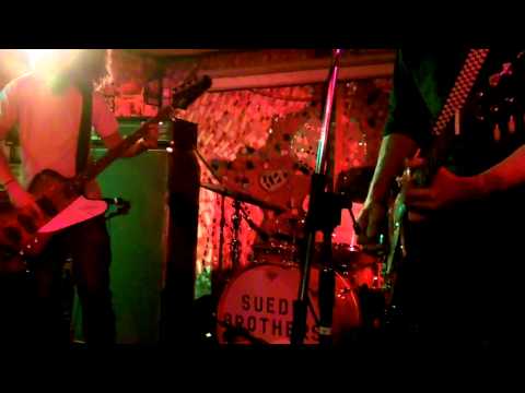 The Suede Brothers - Red Rondo & Jolly Rodger Live at The Empty Glass