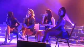 Lauren cantando a parte da Dinah em &quot; Who are You&quot; - Fifth Harmony