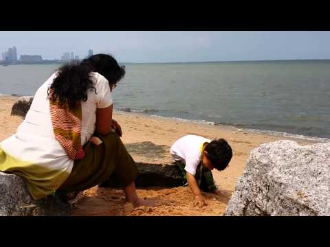 Ansh Pattaya beach 'no feet' Mar 15 2014