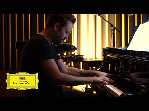 Dustin O’Halloran, Bryan Senti – Opus 55 (Official Music Video)