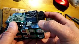 Milwaukee XC5 red light blinking fix