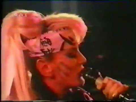 8- RETTORE - LAMETTE & GIULIETTA Live @ KAMIKAZE TOUR 82