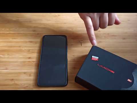 Umidigi F2 - Sim and SD card insert