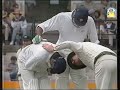 Indian batter Dilip Vengsarkar cops a nasty spell vs Australia 3rd Test SCG January 1992