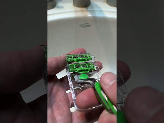 Vídeo relacionado con Cabezal de afeitar de repuesto 3 piezas para HQ3 HQ4 HQ55 HQ56 HQ6900 HQ6868 HQ5812 HQ6874 Cuchilla de afeitar