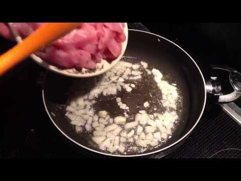 Puten Geschnetzeltes mit Sahne - Champignon Rahm Soße