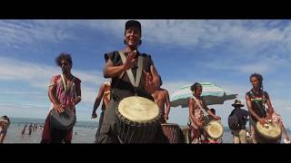 Video Vámonos Por Ahí de Leazzy, Lauro Flores