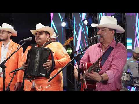 Los Canelos de Durango y Los Encinos de Sinaloa - El Corrido del  Negro