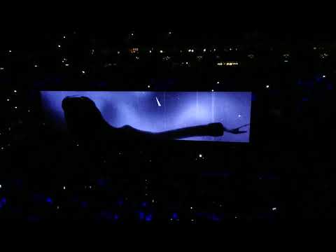 U2 Berlin 13.11.2018 - Intro + The Blackout + Lights Of Home