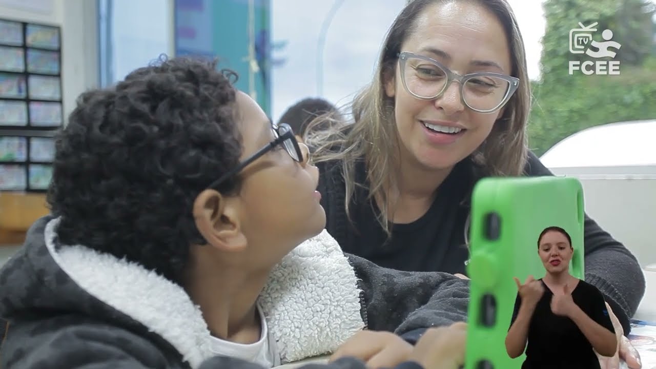 O impacto da tecnologia assistiva para a participação da criança com deficiência em ambiente escolar