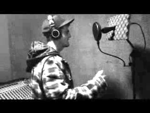 Edday Brock - Classified fan beat verse with studio video.wmv
