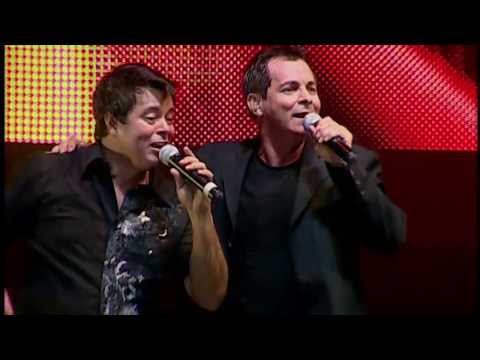 Althaír e Alexandre - AMOR CARRAPICHO [DVD Ao Vivo em Vitória/ES]