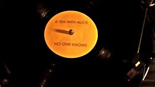 A tea with Alice - No One Knows (QOTSA cover)