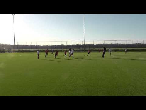 6 dec 2014 Nieuw Utrecht D1 - VV De Meern D3 com 1-3 Blessure Lex