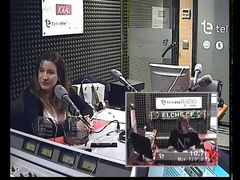 Noelia Artiaga profesora del C.F.P Ripoll�s de Elche entrevistada en Tele Elx Radio 