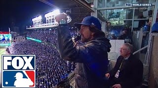 Eddie Vedder sings &#39;Take Me Out to the Ballgame&#39; at Cubs&#39; World Series