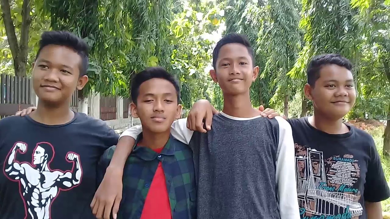 -     C L A S S I C    -