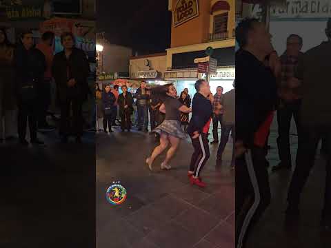 😲✌️jueves de SALSA..hotel Inglaterra plaza de armas tampico 🇲🇽 💃🎶✌️😃