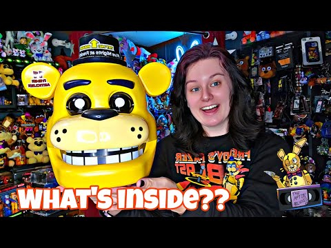 Unboxing The New PhatMojo Golden Freddy Head! | 11 Mystery Items Inside!