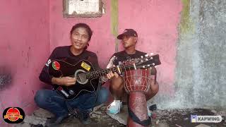 Download lagu MIDUA CINTA (LANGLAYANGAN) - COVERAGUS SEPTIAN /PENGAMEN TEAM (LIVE ANGKRINGAN PASAR CIRANJANG) !!! mp3 Download lagu MIDUA CINTA (LANGLAYANGAN) - COVERAGUS SEPTIAN /PENGAMEN TEAM (LIVE ANGKRINGAN PASAR CIRANJANG) !!! mp3