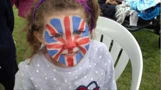 preview picture of video 'Spencers Wood Jubilee Bash'