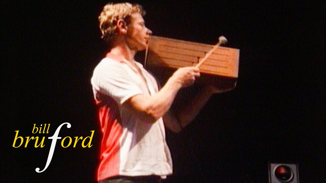 King Crimson - The Sheltering Sky (The Noise - Live At FrÃ©jus 1982) - YouTube