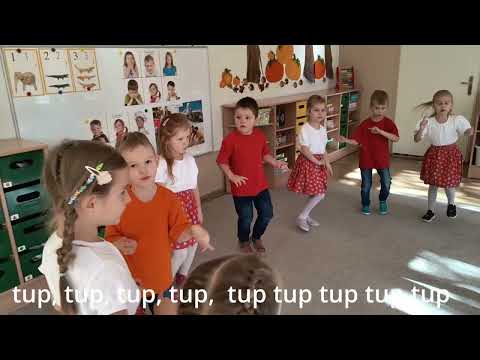 "Idziemy do przedszkola" - sł. i muz. E. Stefańczyk