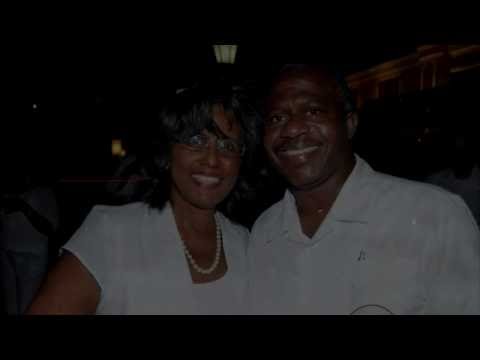 KASÁ DI HENSLEY KOEIMAN TA RISIBÍ UN SALARIO SIN TRAHA FOR DI 5 AÑA PASÁ