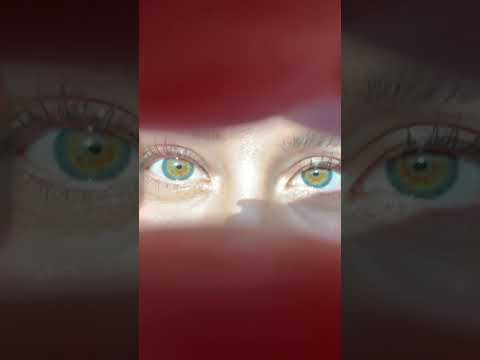 I actually have no idea what color my eyes are… #trending #oceaneyes #viral #viralvideo #eyes