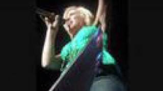 Kellie Pickler live- Rocks Instead of Rice