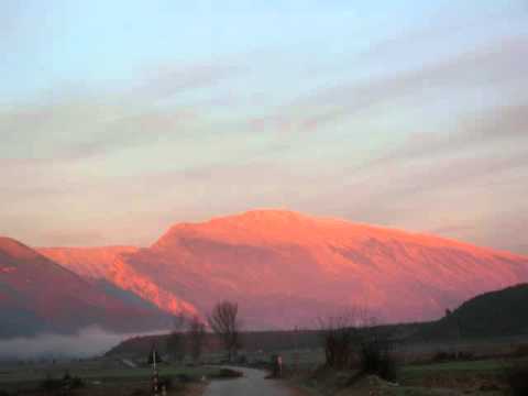 Vasil Sera - Dy hejbe me bejte.wmv