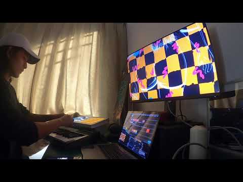 JAMIE MADDOCK | VISUAL PERFORMANCE | RESOLUME AVENUE