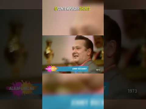 Comedian Tricks Old German Audience😂