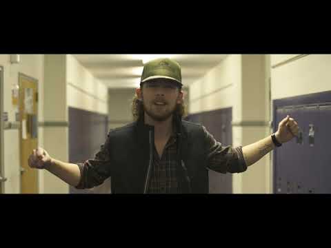 Momma Didn't Raise No (Official Music Video)