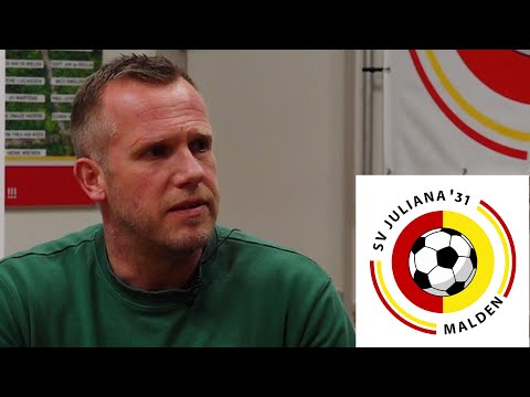 Dave de Jong nieuwe trainer sv Juliana'31 stelt zich voor.