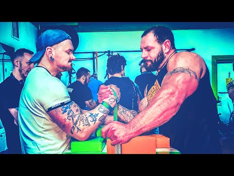 Armwrestling Training with Adrian O'Dwyer and Kyle Hutchison