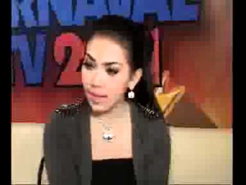 Show Padat, Syahrini Rajin Minum Vitamin