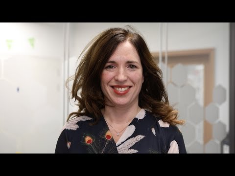 How does Aon recruit its employees?