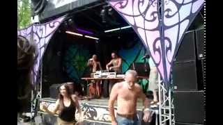 preview picture of video 'Od Chi & Spiritchaser @ Weltmusik Festival 2013 TEIL 5'