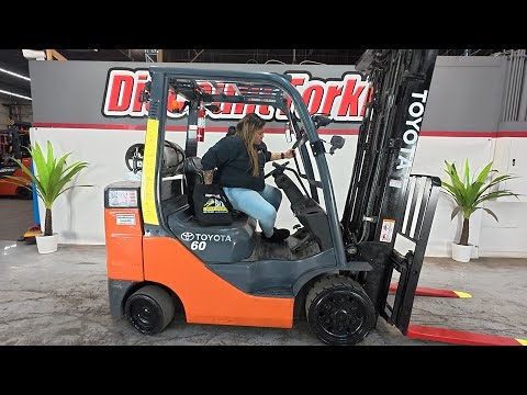 TOYOTA 8 Series 8FGCU30 6,000lb LP Propane #0374 - Forklift for Sale