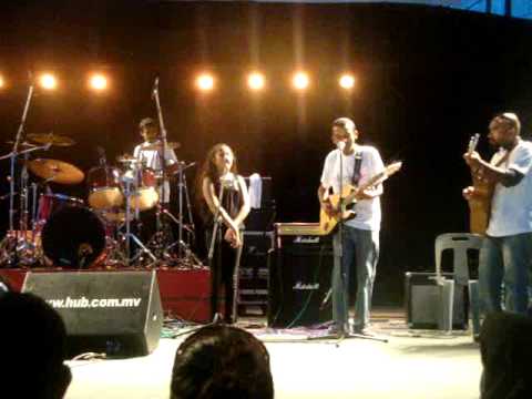 Aadheys live at Please music festival