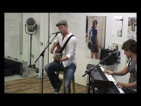 Ben's Brother - Poker Face - Live at GAP London