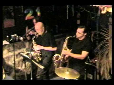 The Crowd. They Call Me Mr. Pitiful